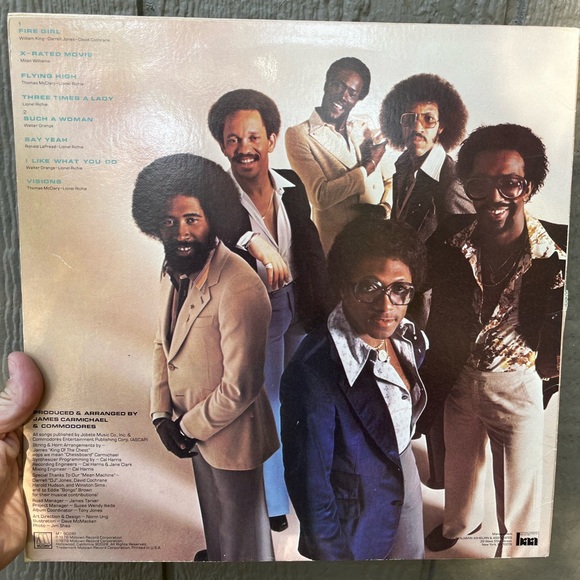 Commodores  vinyl 1981 - Picture 2 of 3